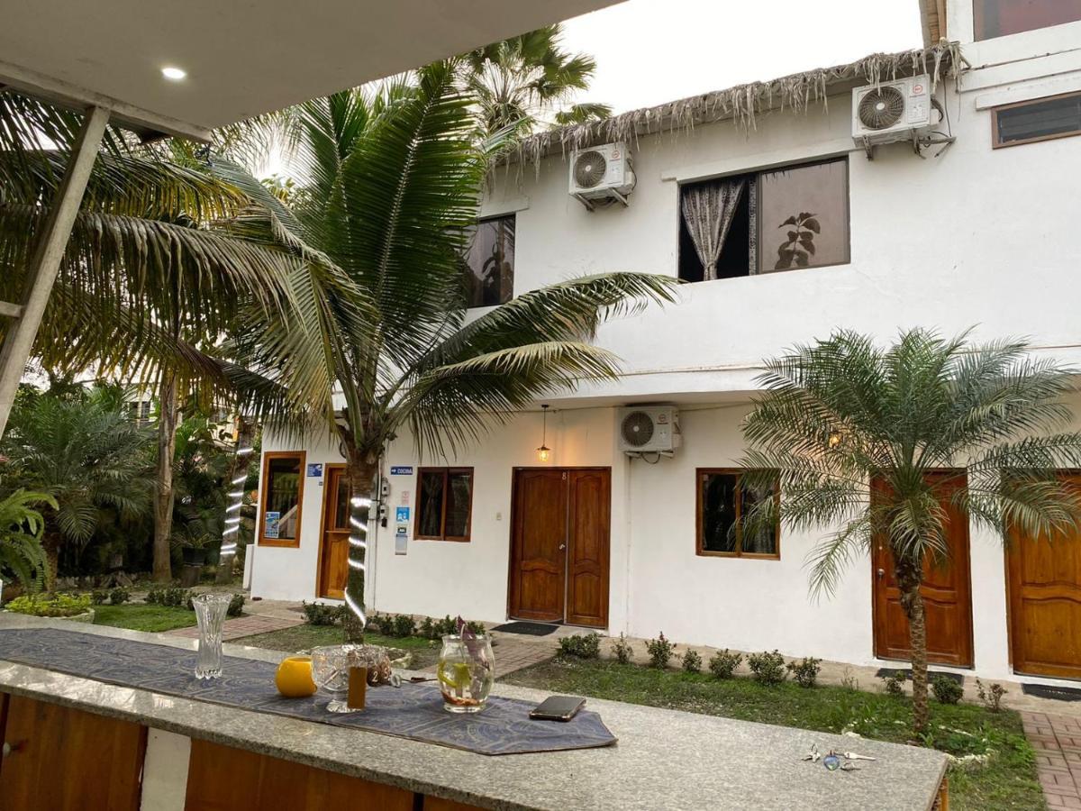 Palmendros Hosteria Montañita Buitenkant foto